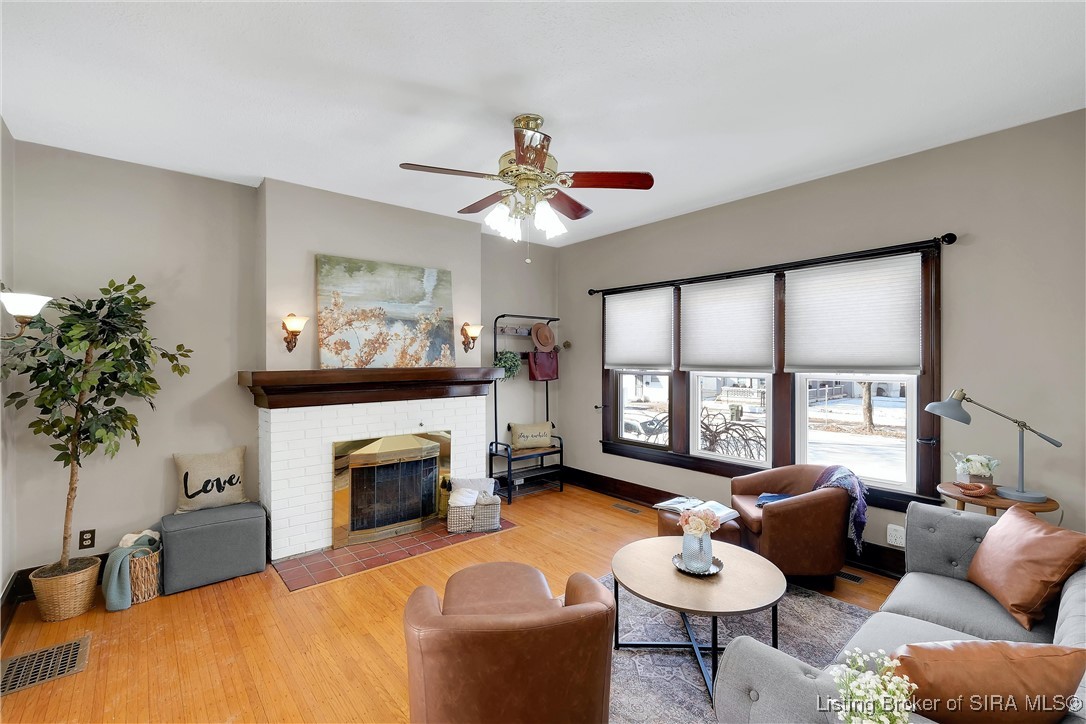 613 West Spring Street New Albany, IN 47150 - Photo 7 of 50