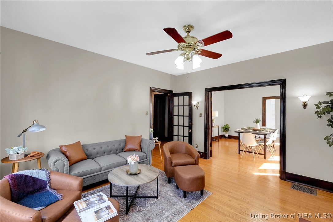 613 West Spring Street New Albany, IN 47150 - Photo 8 of 50