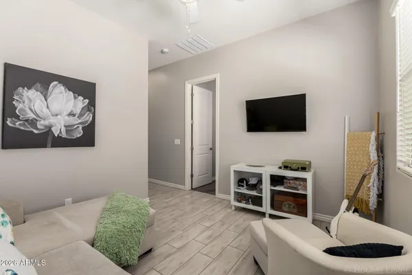 $3,600 | 34967 North Tres Alamos Road, San Tan Valley, AZ 85144