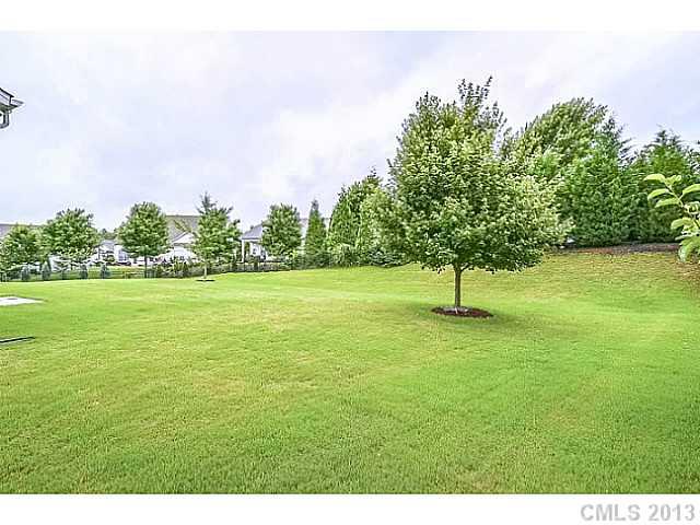 2049 Dynasty Court Fort Mill, SC 29708 - Photo 2 of 16 Gallery Image 2