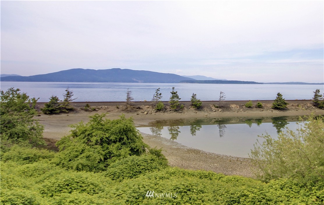 422 Bayside Road Bellingham, WA 98225 - Photo 14 of 25