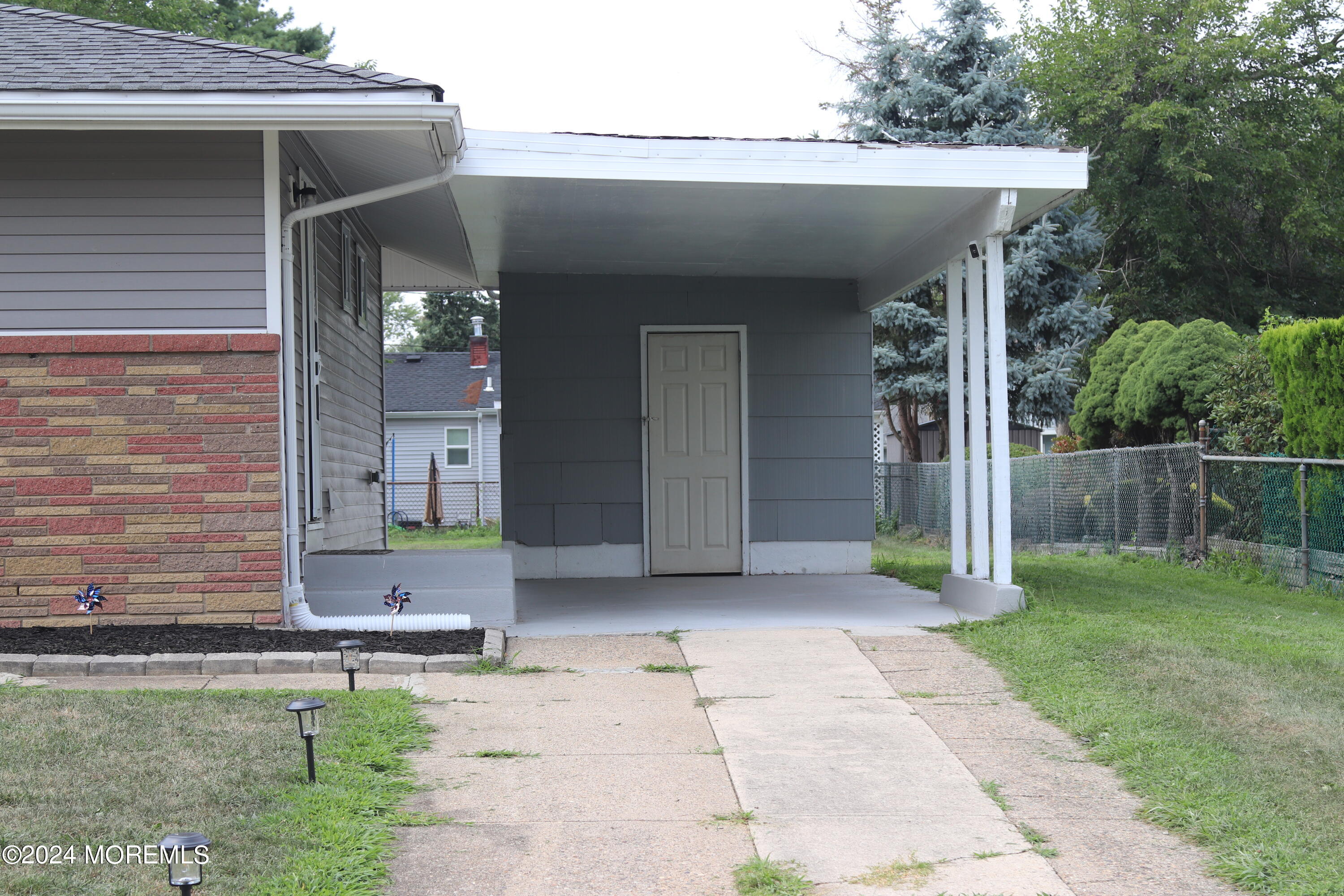 7 Latimer Way Burlington, NJ 08016 - Photo 12 of 31 IMG_5371