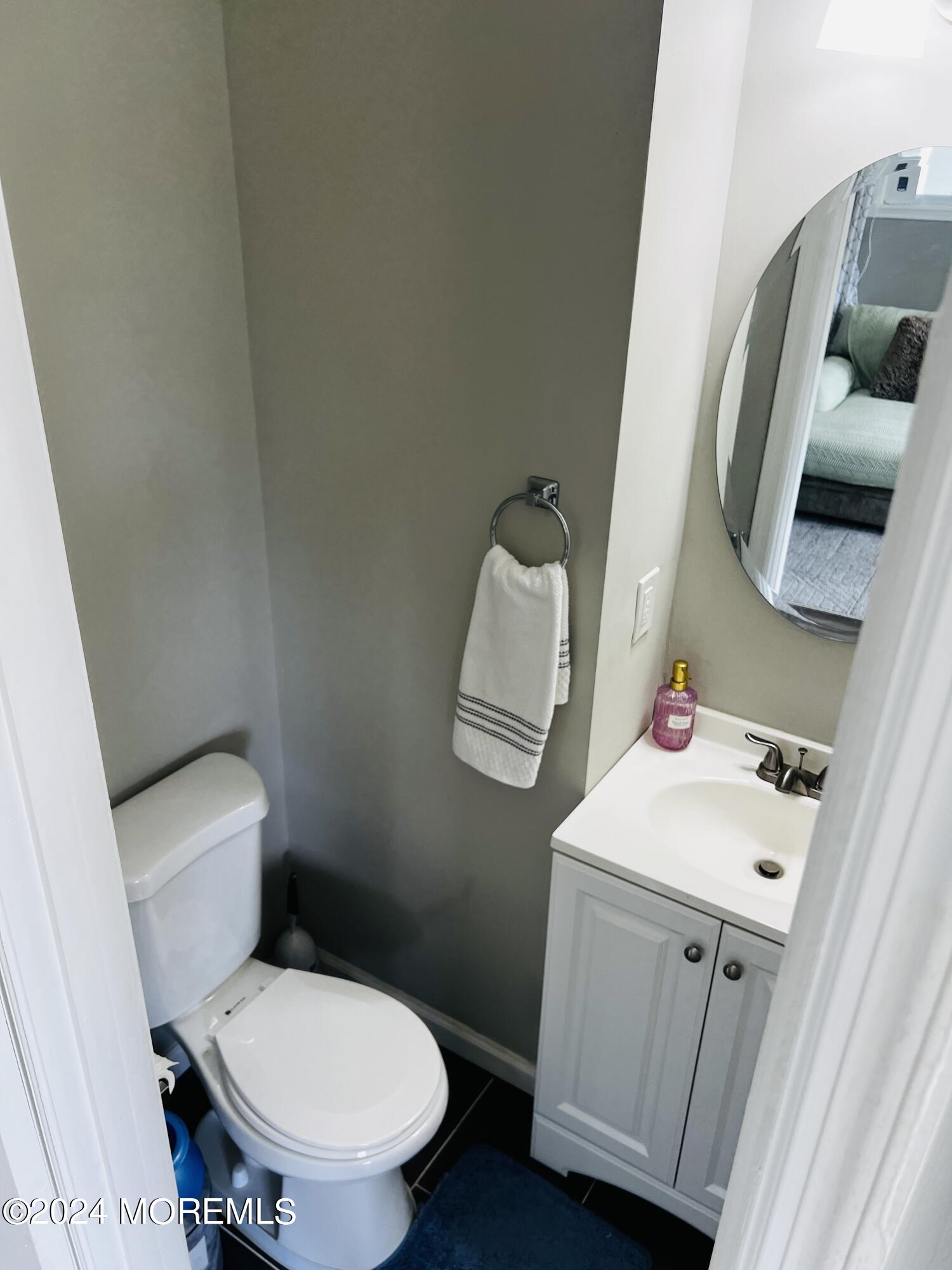 7 Latimer Way Burlington, NJ 08016 - Photo 20 of 31 IMG_4368