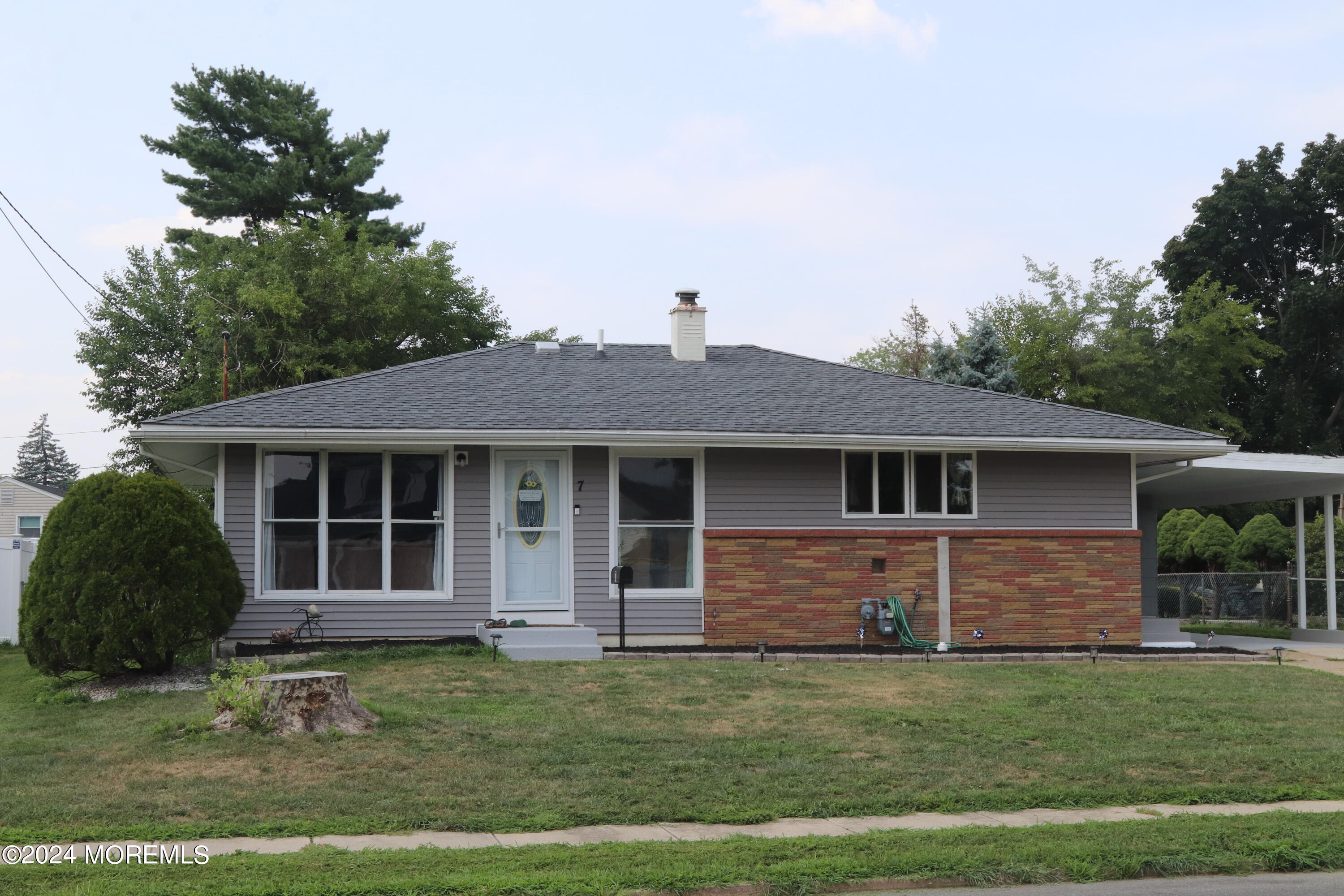 7 Latimer Way Burlington, NJ 08016 - Photo 9 of 31 IMG_5363