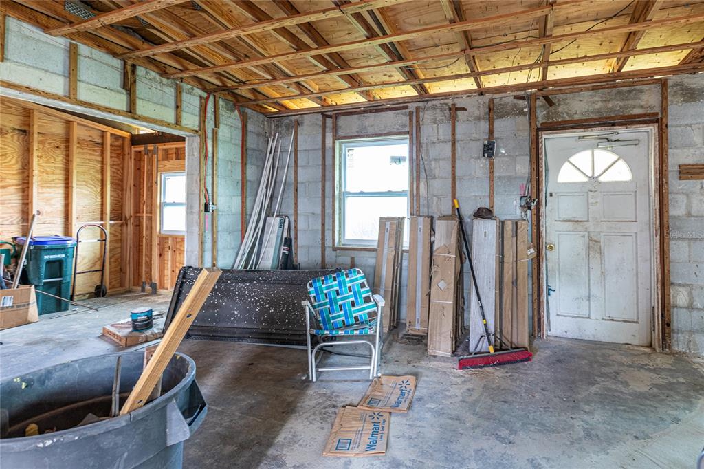 4867 Los Rios Street North Port, FL 34287 - Photo 7 of 19 Gallery Image 7