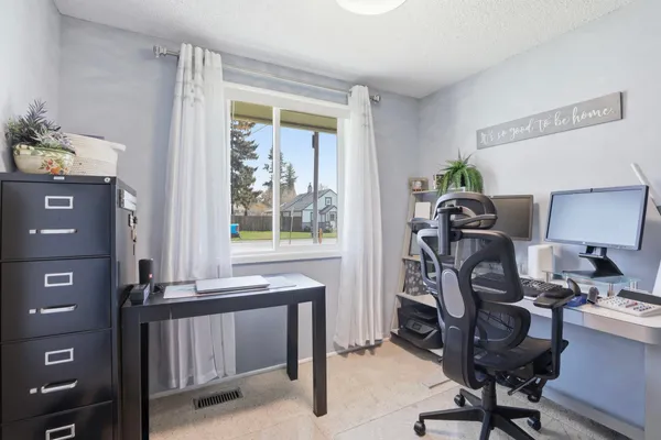 $439,900 | 613 North Main Street, Deer Park, WA 99006