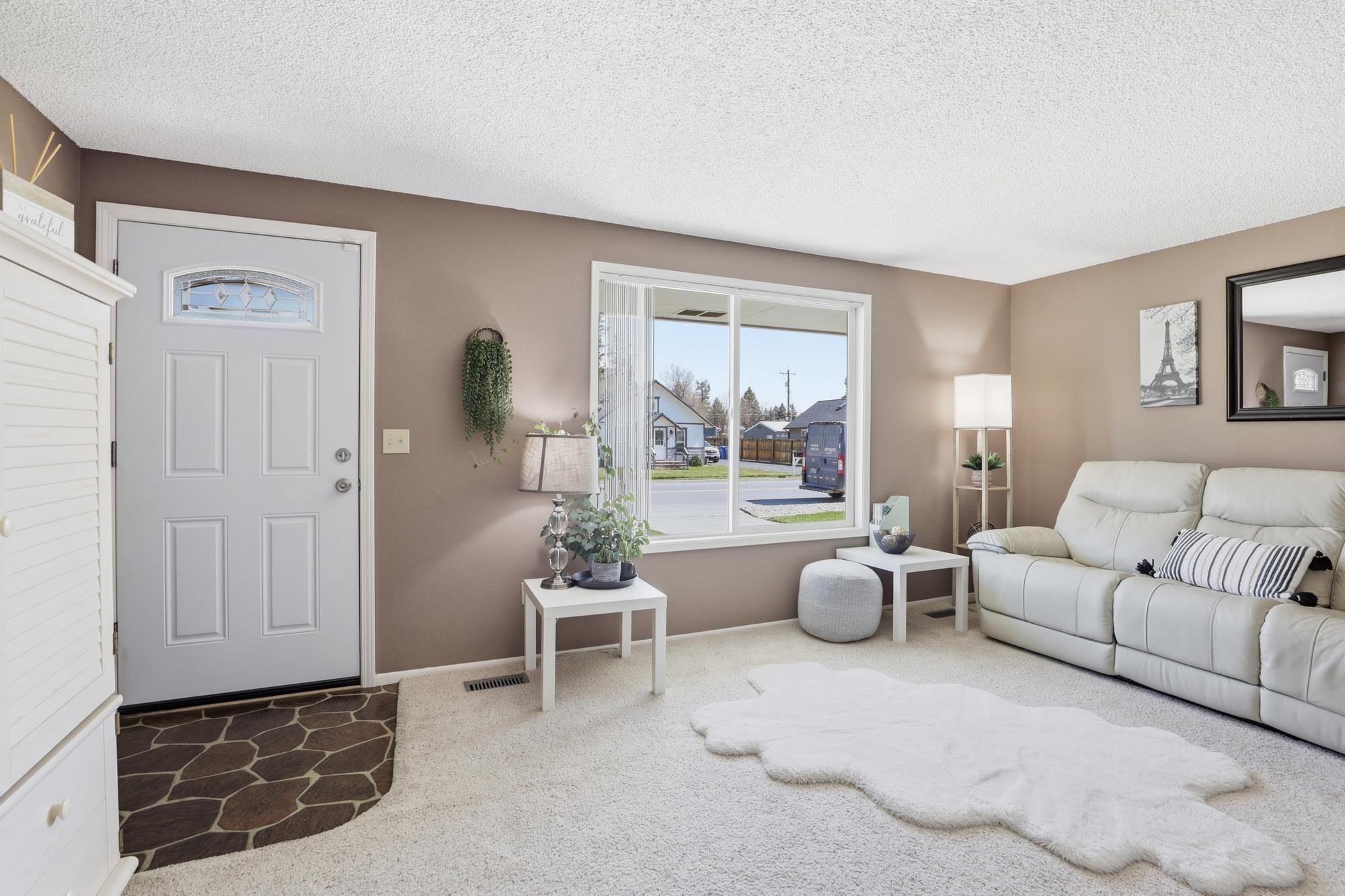 613 North Main Street Deer Park, WA 99006 - Photo 5 of 46
