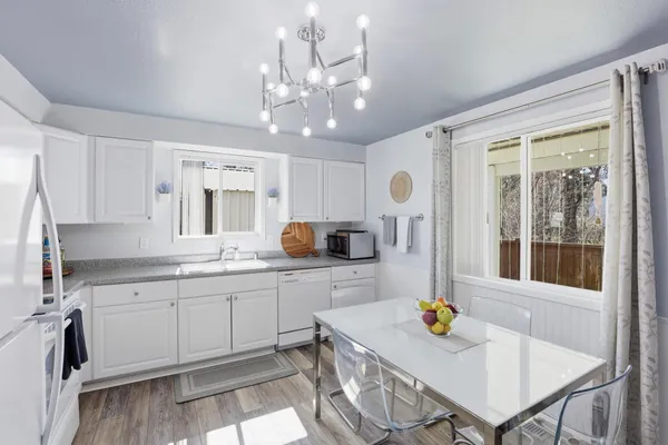 $439,900 | 613 North Main Street, Deer Park, WA 99006