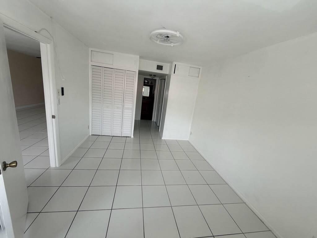 2977 Riverside Drive Coral Springs, FL 33065 - Photo 15 of 24 WhatsApp Image 2026-06-28 at 16.50.53 (4