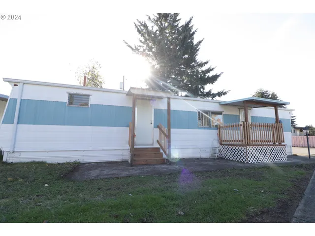 $30,900 | 7635 Southeast Johnson Creek Boulevard, Portland, OR 97206