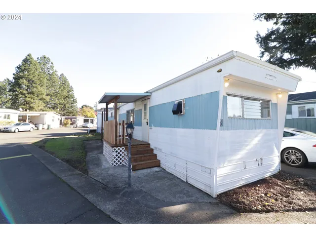 $30,900 | 7635 Southeast Johnson Creek Boulevard, Portland, OR 97206