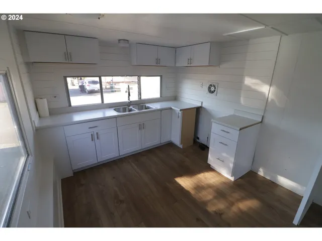 $30,900 | 7635 Southeast Johnson Creek Boulevard, Portland, OR 97206