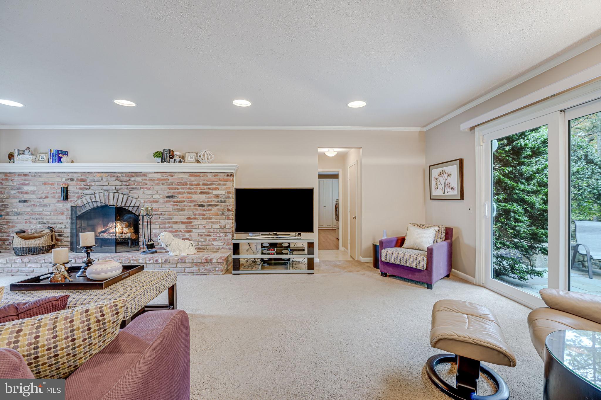 17 Lamp Post Court Potomac, MD 20854 - Photo 11 of 36