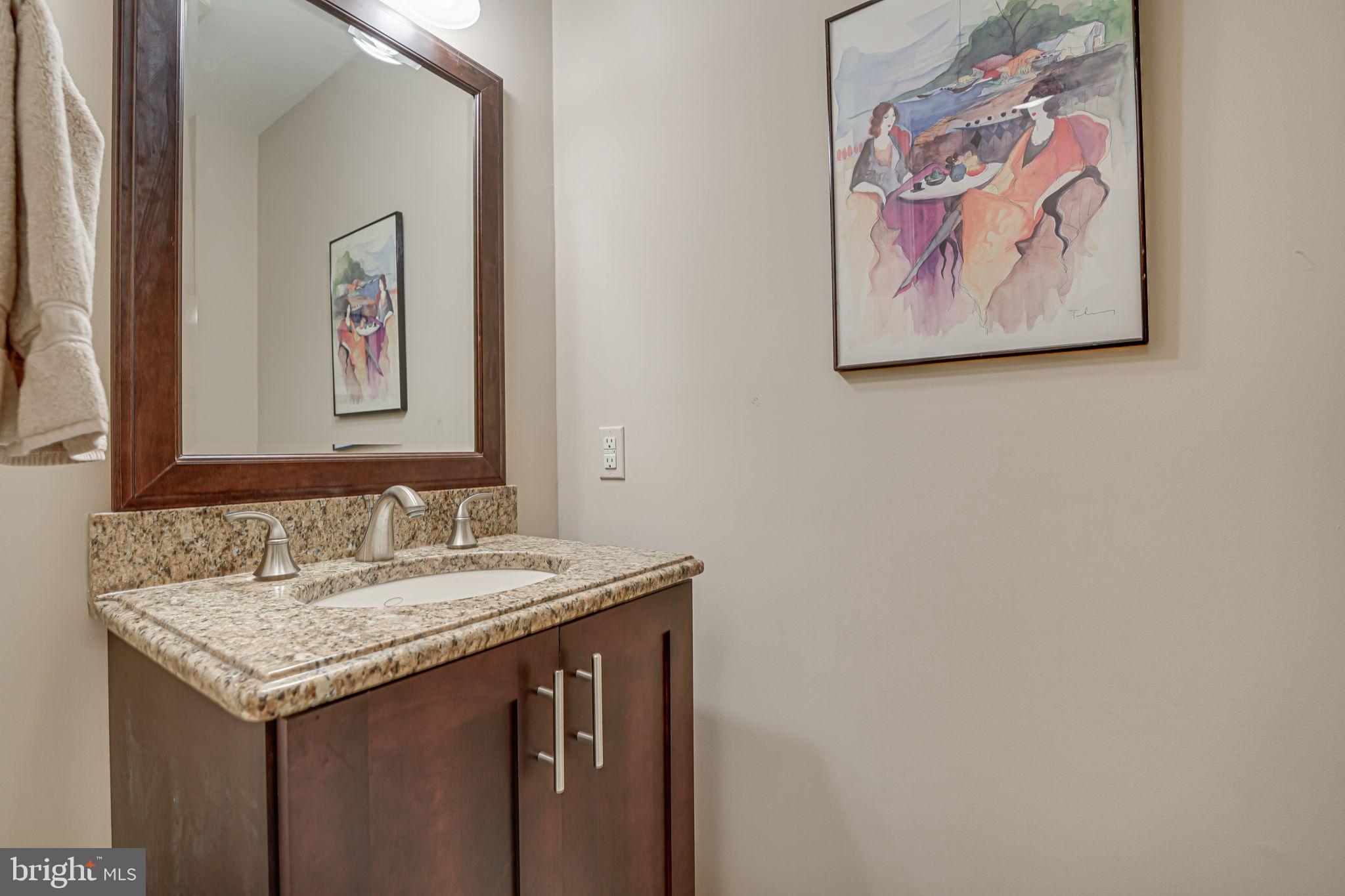 17 Lamp Post Court Potomac, MD 20854 - Photo 14 of 36