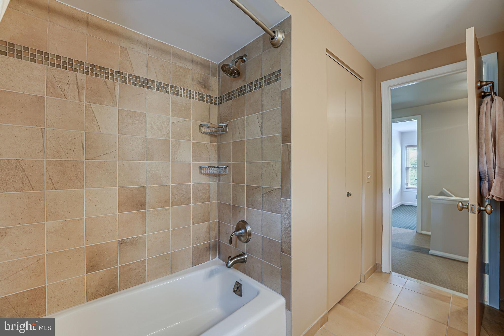 17 Lamp Post Court Potomac, MD 20854 - Photo 24 of 36