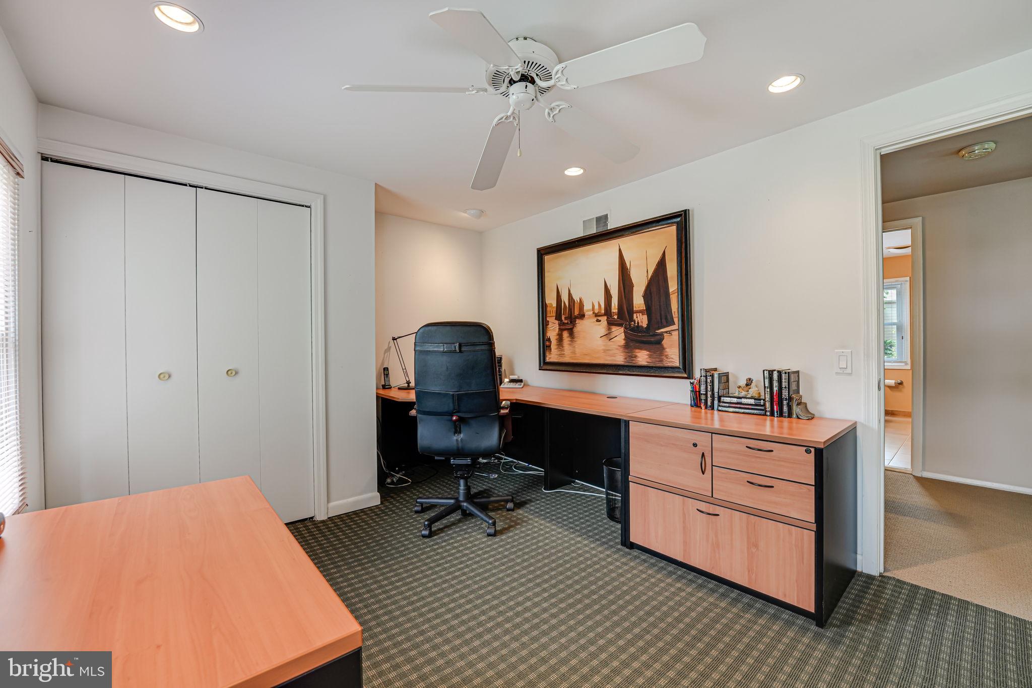 17 Lamp Post Court Potomac, MD 20854 - Photo 27 of 36