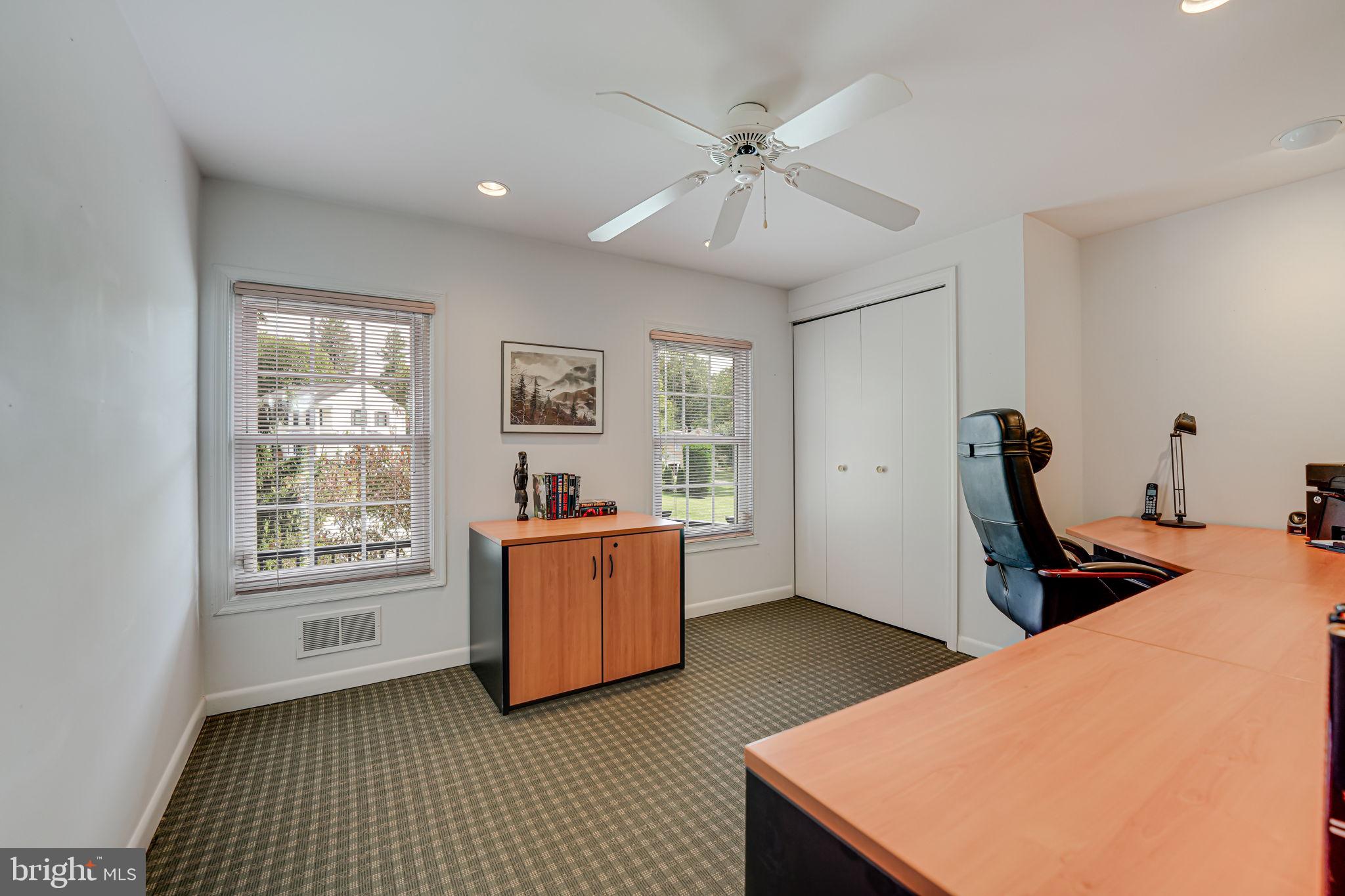 17 Lamp Post Court Potomac, MD 20854 - Photo 28 of 36