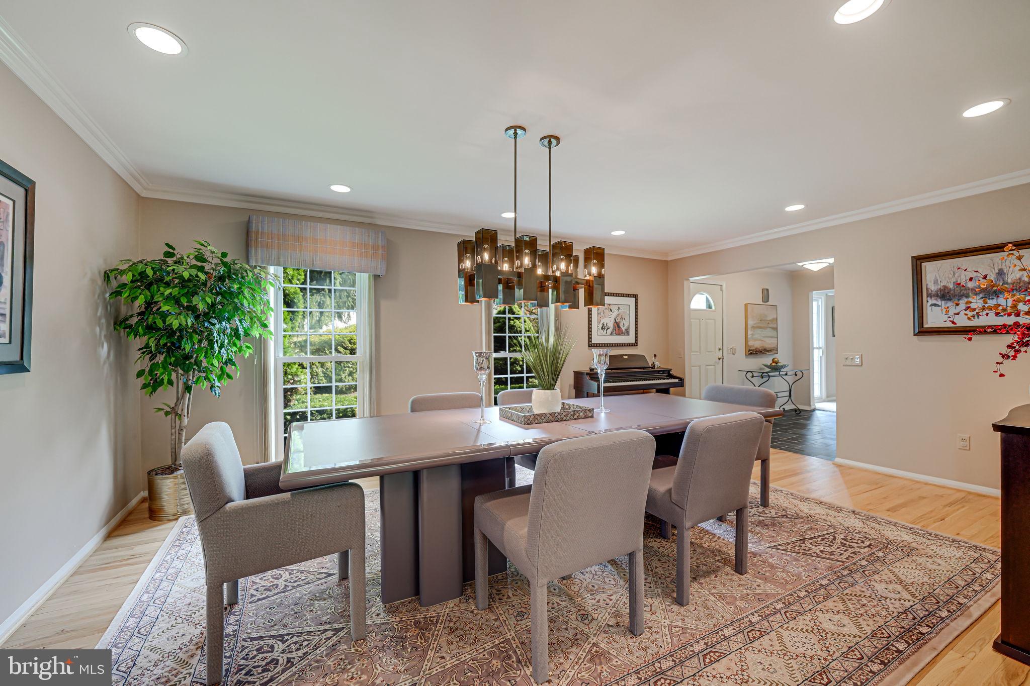 17 Lamp Post Court Potomac, MD 20854 - Photo 9 of 36