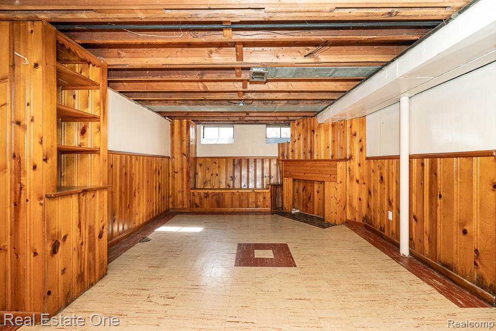 8272 Racine Road Warren, MI 48093 - Photo 27 of 46