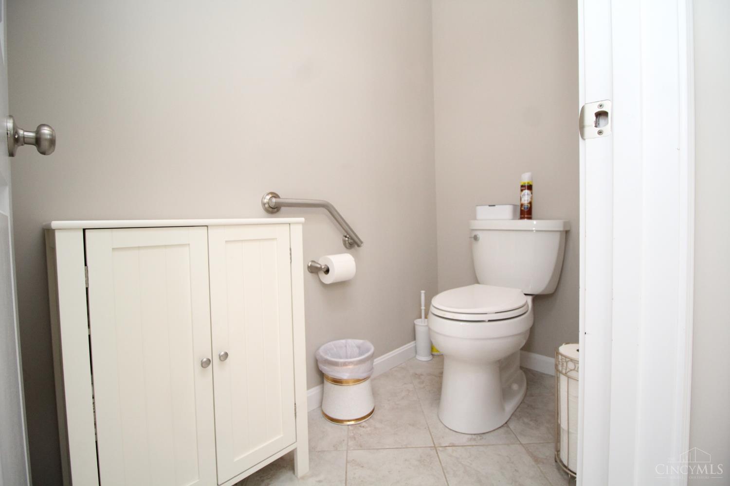 5330 Mariners Way Hamilton, OH 45011 - Photo 18 of 31