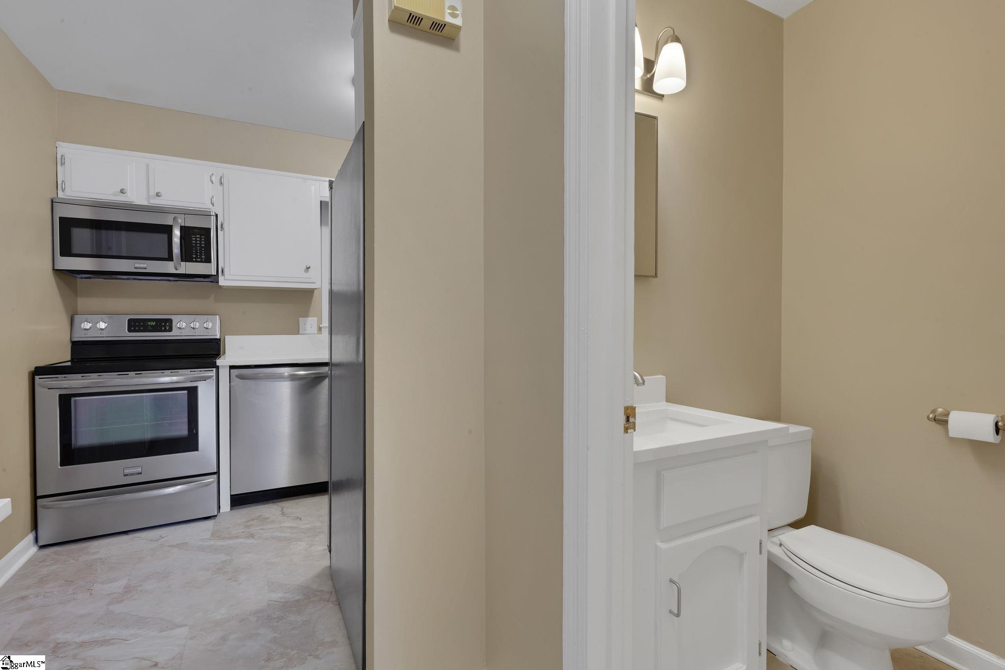 815 Edwards Road, Unit 48 Greenville, SC 29615 - Photo 11 of 30 Gallery Image 11