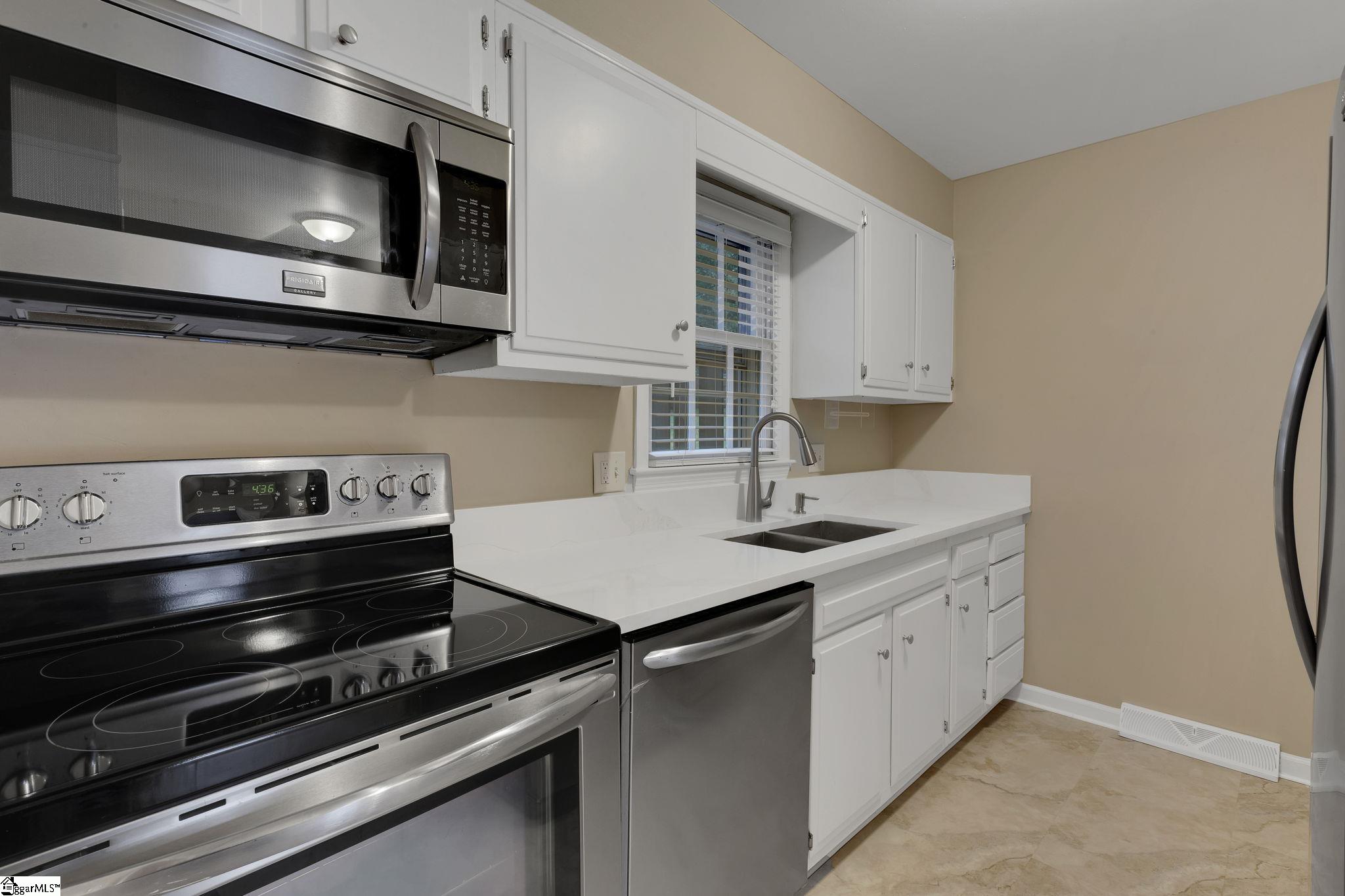 815 Edwards Road, Unit 48 Greenville, SC 29615 - Photo 16 of 30 Gallery Image 16