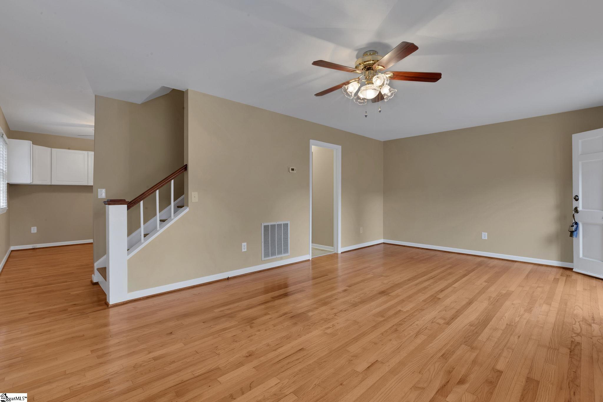 815 Edwards Road, Unit 48 Greenville, SC 29615 - Photo 8 of 30 Gallery Image 8