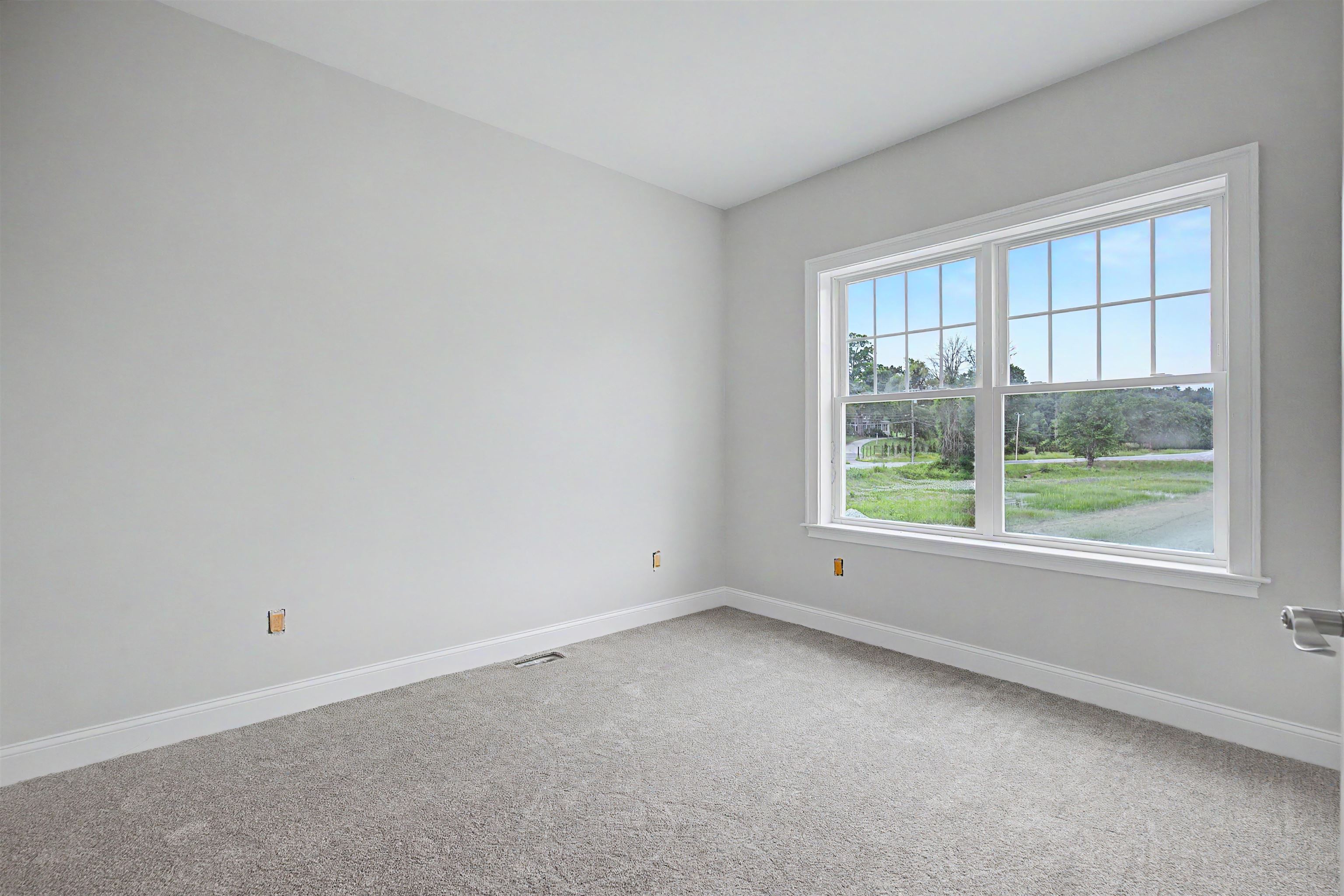 131 Merrimack Street Hooksett, NH 03106 - Photo 23 of 31