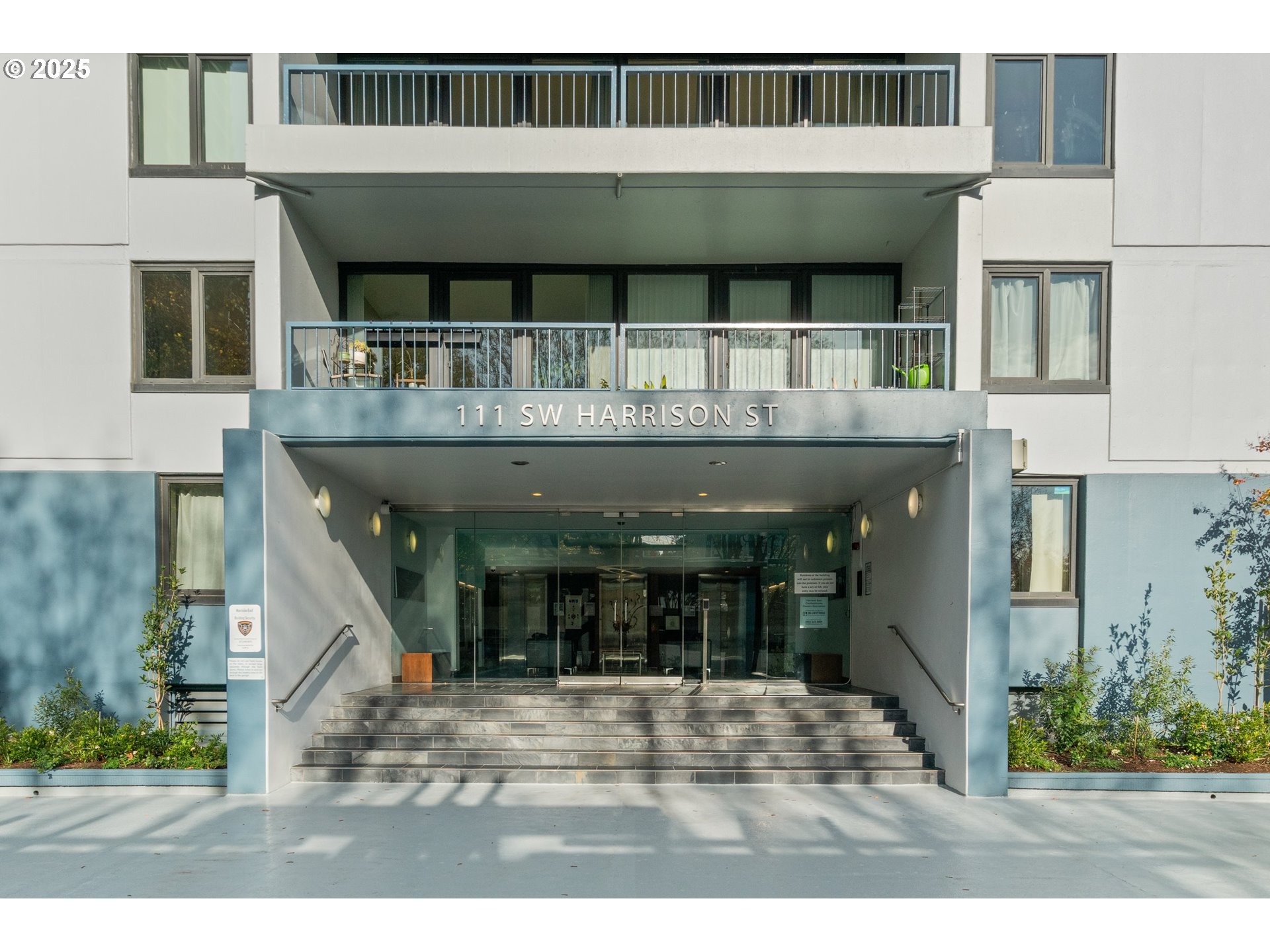 111 Southwest Harrison Street, Unit 5F Portland, OR 97201 - Photo 2 of 34