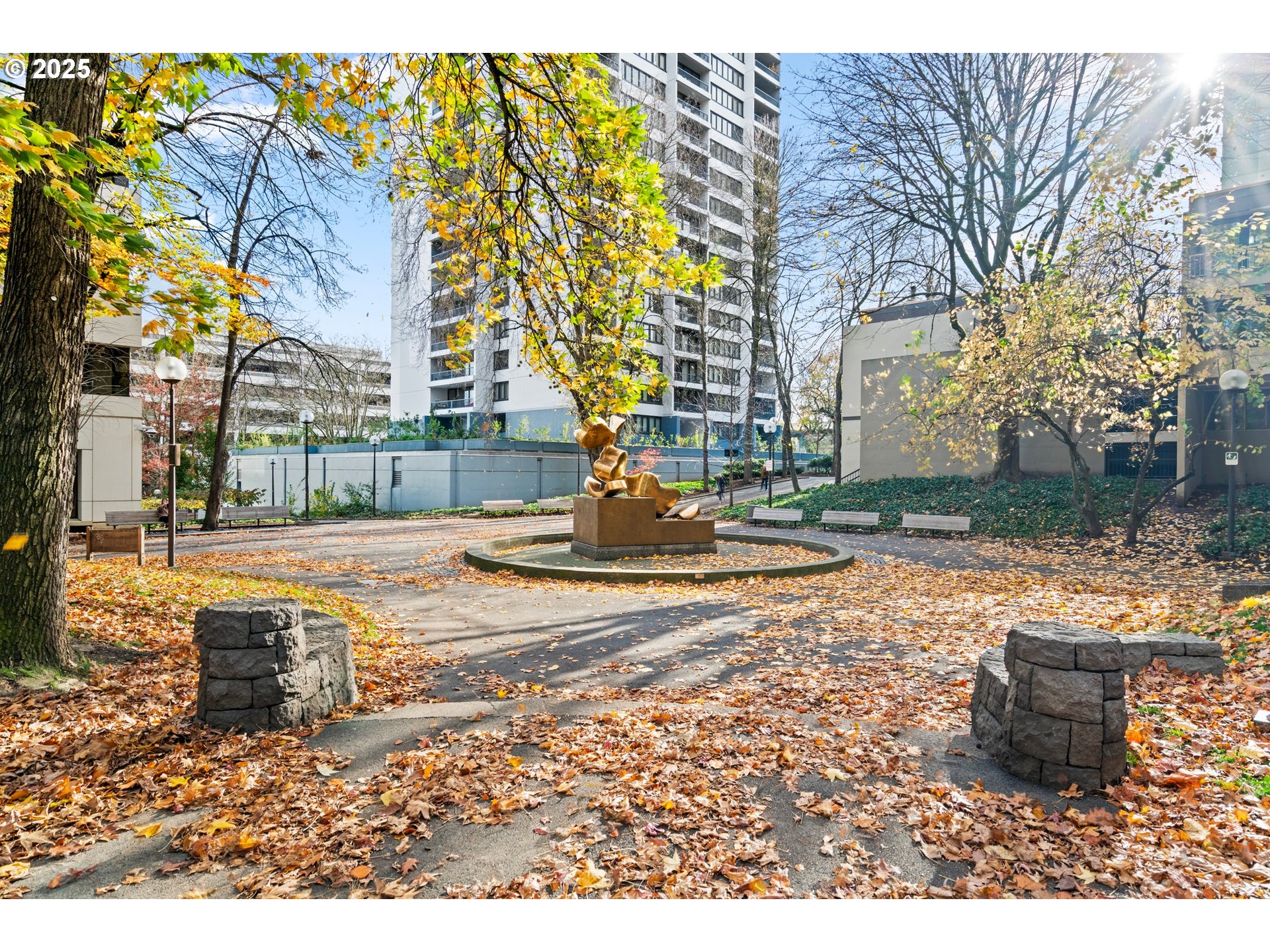 111 Southwest Harrison Street, Unit 5F Portland, OR 97201 - Photo 32 of 34