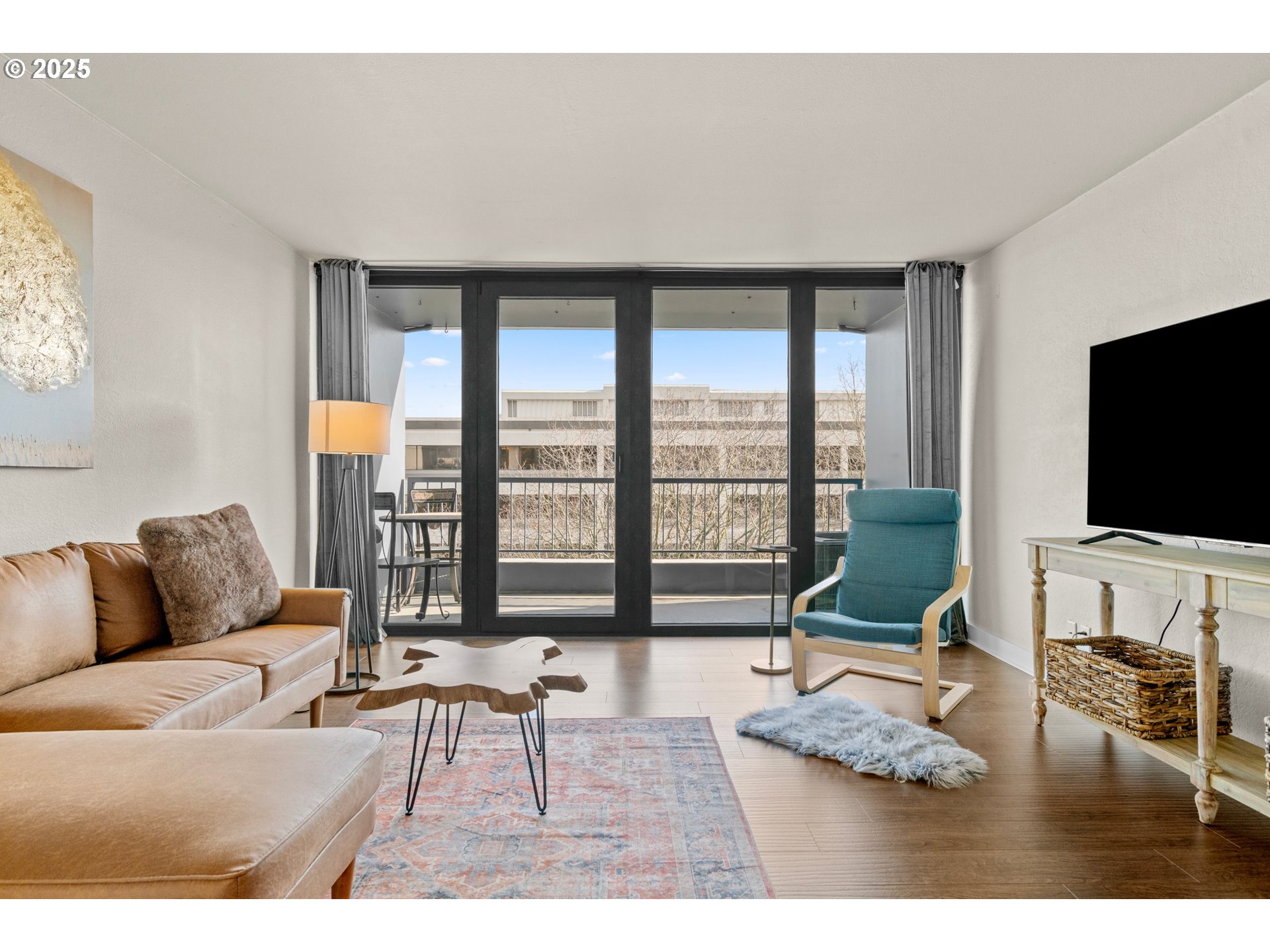 111 Southwest Harrison Street, Unit 5F Portland, OR 97201 - Photo 7 of 34 Dining Area