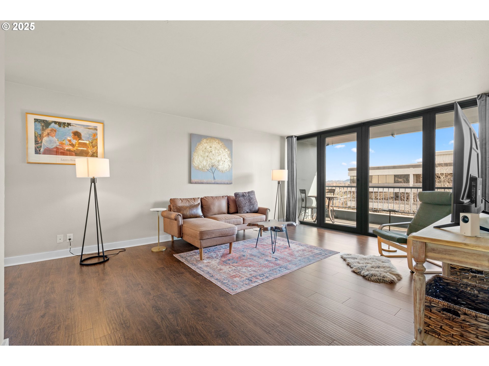 111 Southwest Harrison Street, Unit 5F Portland, OR 97201 - Photo 8 of 34 Kitchen