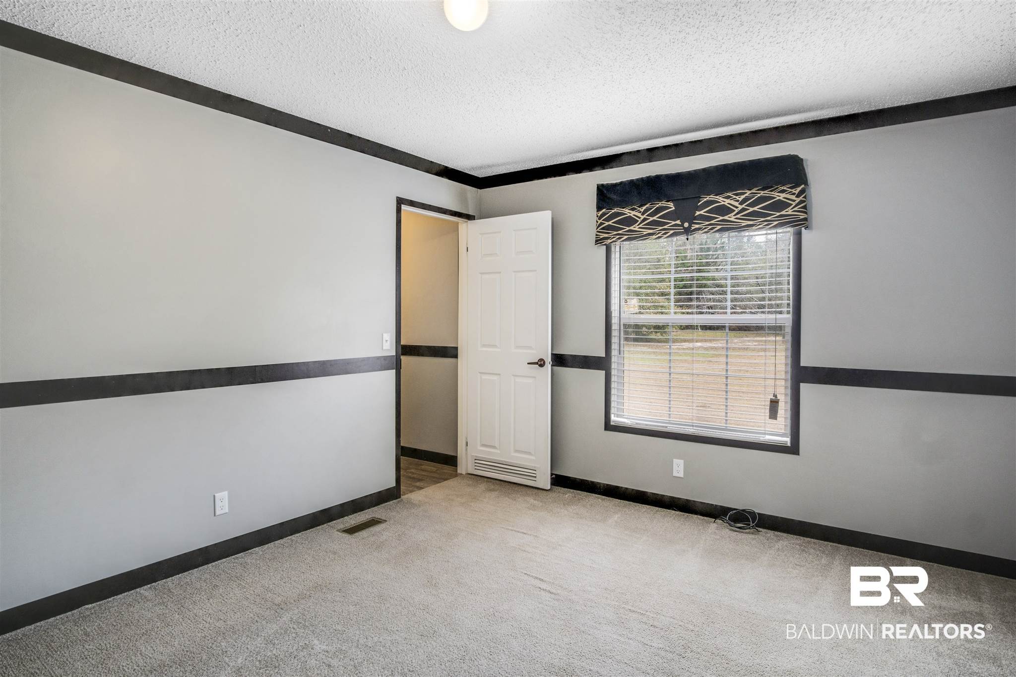 10287 Rte Road Lillian, AL 36549 - Photo 17 of 23