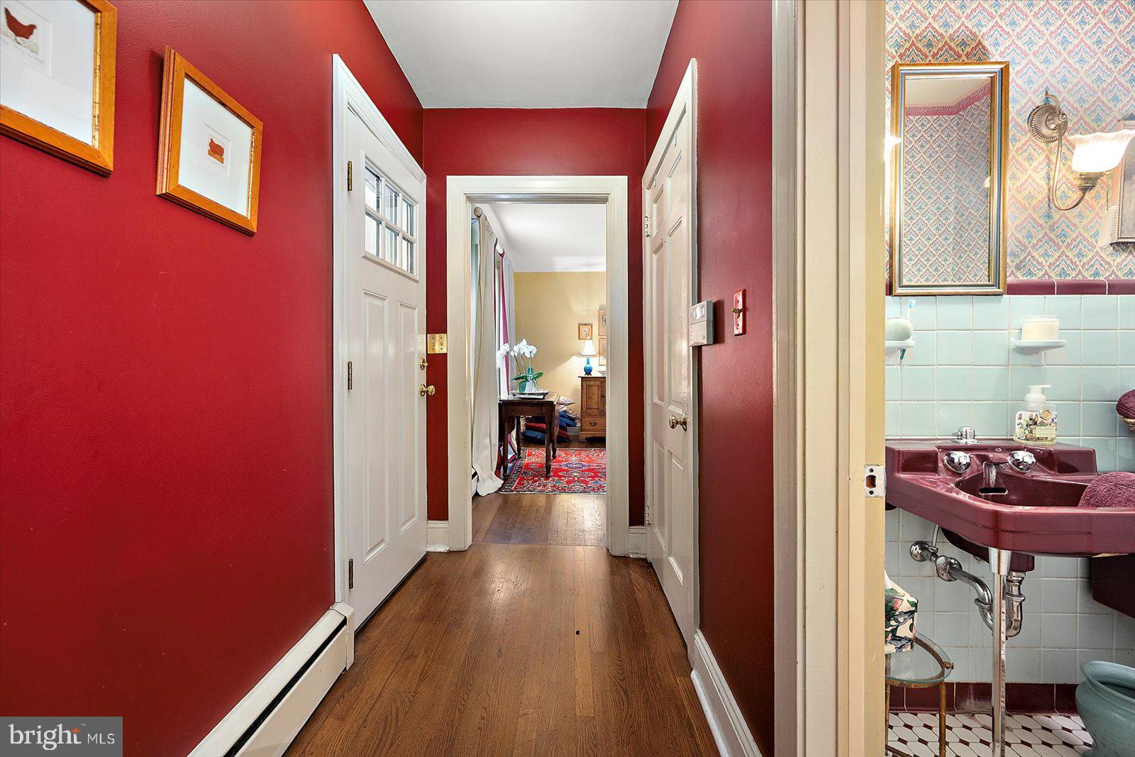 921 Riverside Drive Salisbury, MD 21801 - Photo 23 of 62 a view of a hallway with interior of the house