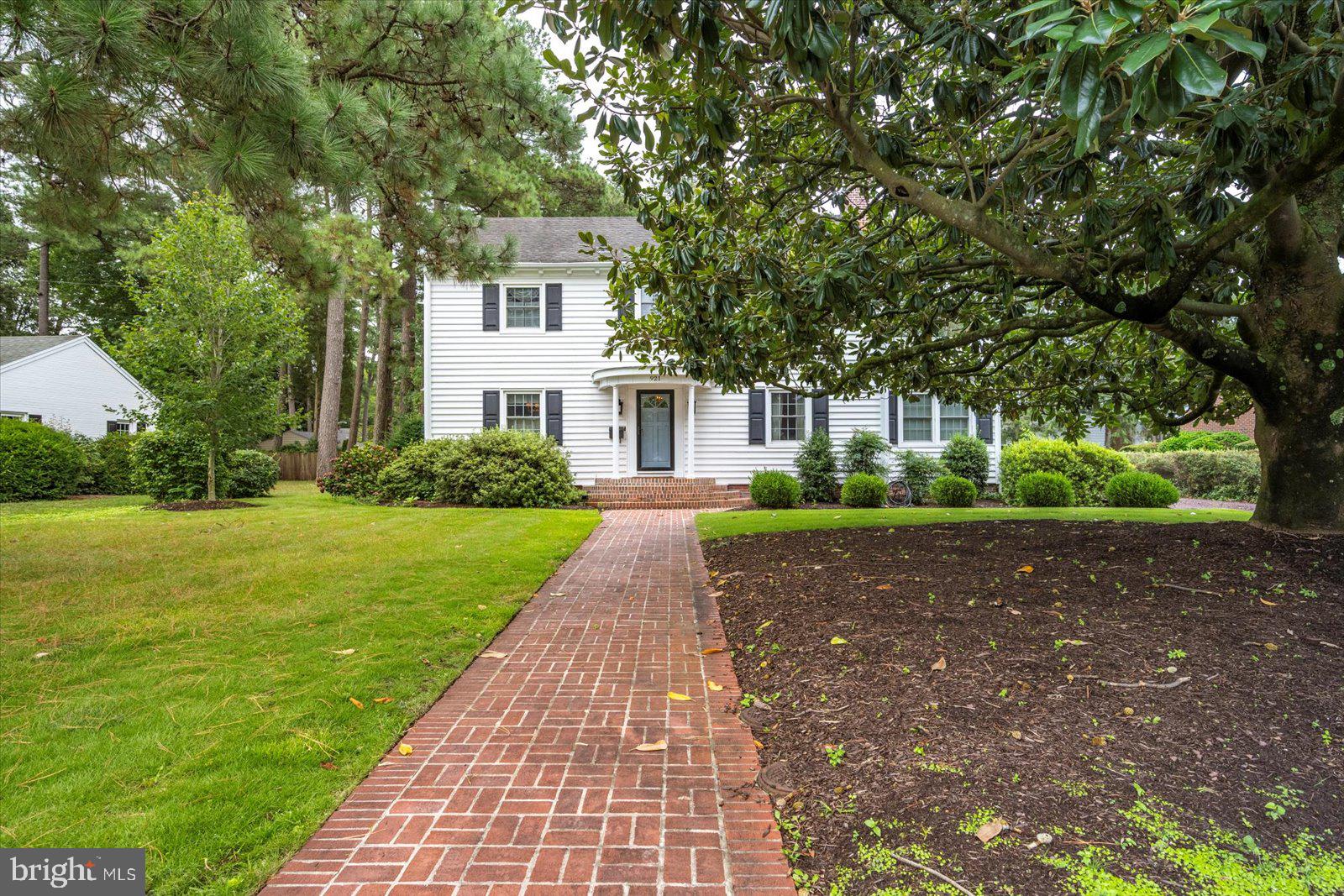 921 Riverside Drive Salisbury, MD 21801 - Photo 60 of 62 a front view of house with yard and green space