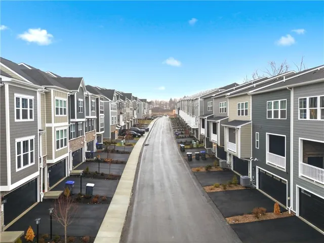 $3,300 | 343 Telluride Lane, Cranberry Township, PA 16066