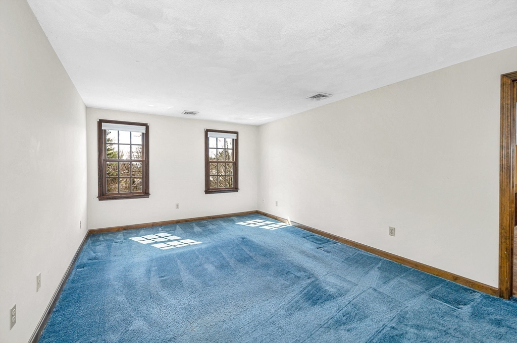 58 Jefferson Road Winchester, MA 01890 - Photo 18 of 37