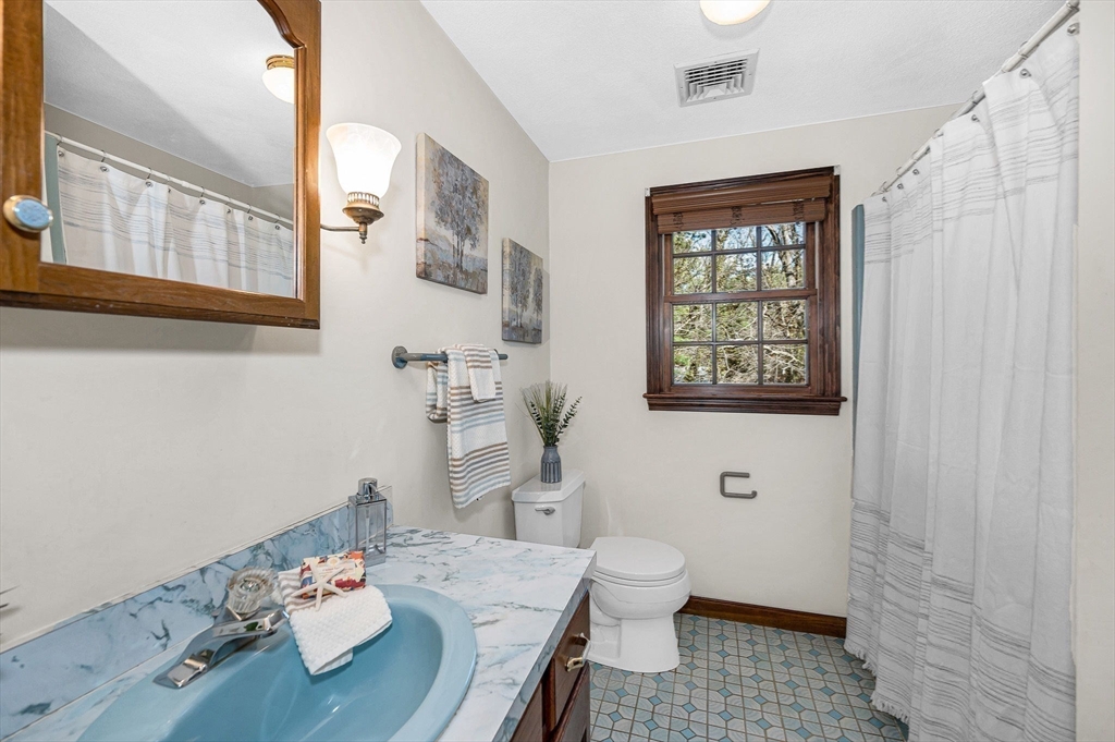 58 Jefferson Road Winchester, MA 01890 - Photo 29 of 37