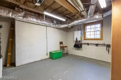 $435,000 | 1405 Lyndhurst Drive, High Point, NC 27262