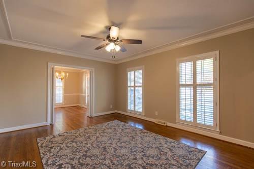 1405 Lyndhurst Drive High Point, NC 27262 - Photo 5 of 41 Living Room Main Level