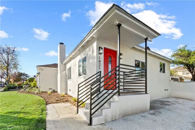 $1,280,000 | 1421 East Norwood Place, Alhambra, CA 91801