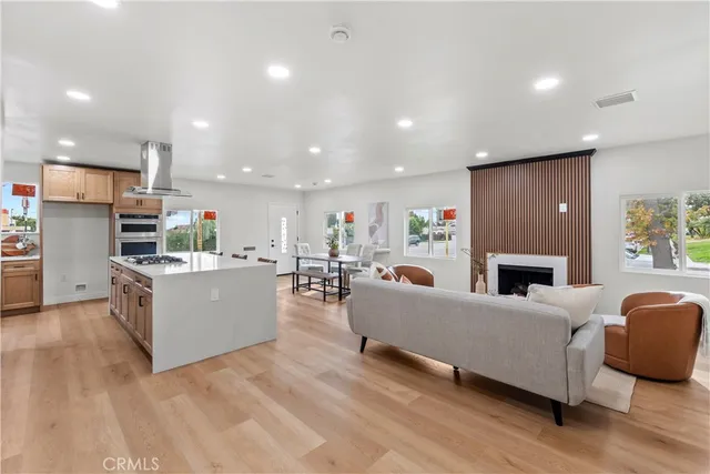 $1,280,000 | 1421 East Norwood Place, Alhambra, CA 91801