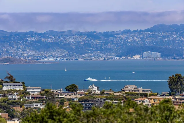 $4,795,000 | 11 Crest Road, Belvedere, CA 94920