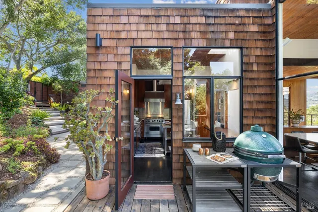 $4,795,000 | 11 Crest Road, Belvedere, CA 94920