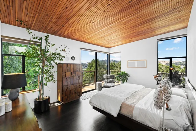 $4,795,000 | 11 Crest Road, Belvedere, CA 94920