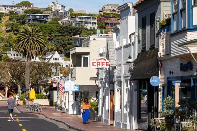 $4,795,000 | 11 Crest Road, Belvedere, CA 94920