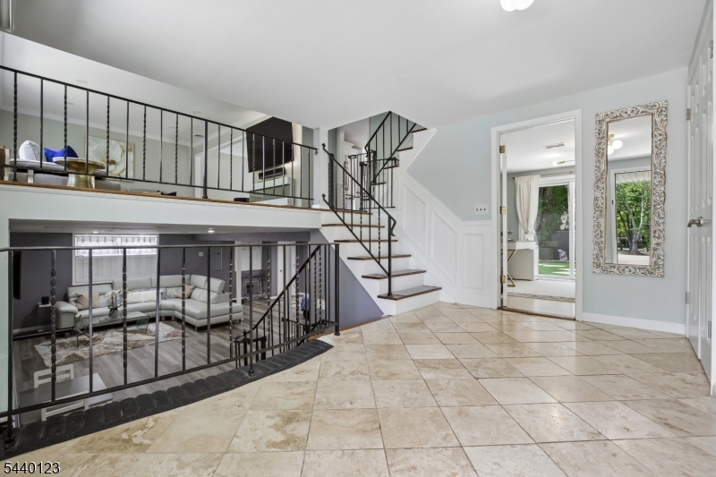 22 Woodhaven Road Parsippany, NJ 07054 - Photo 12 of 49