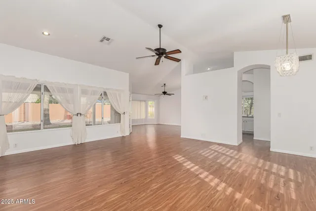 $439,000 | 18853 North 89th Lane, Peoria, AZ 85382