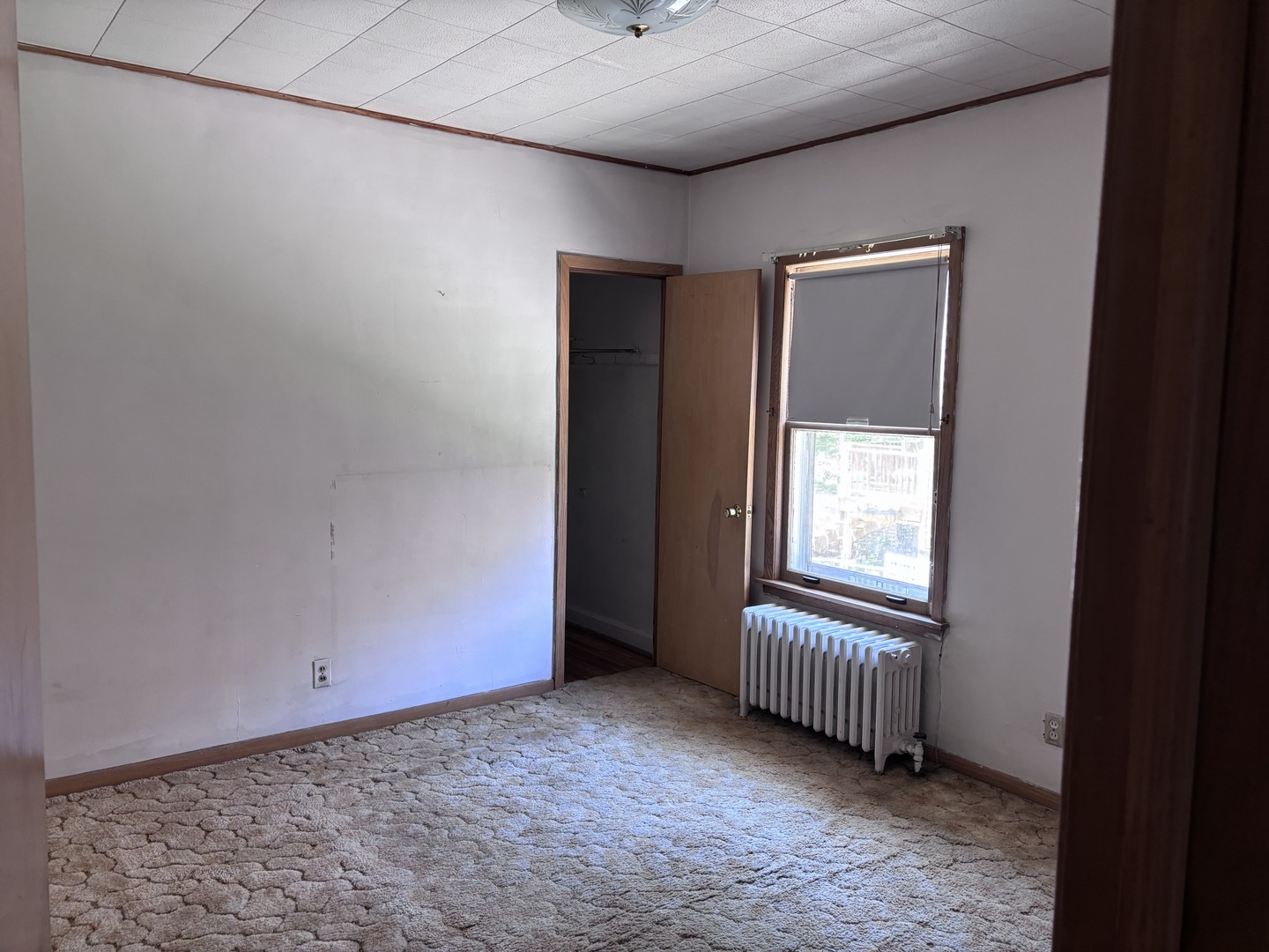 377 Blackhawk Road Riverside, IL 60546 - Photo 7 of 15