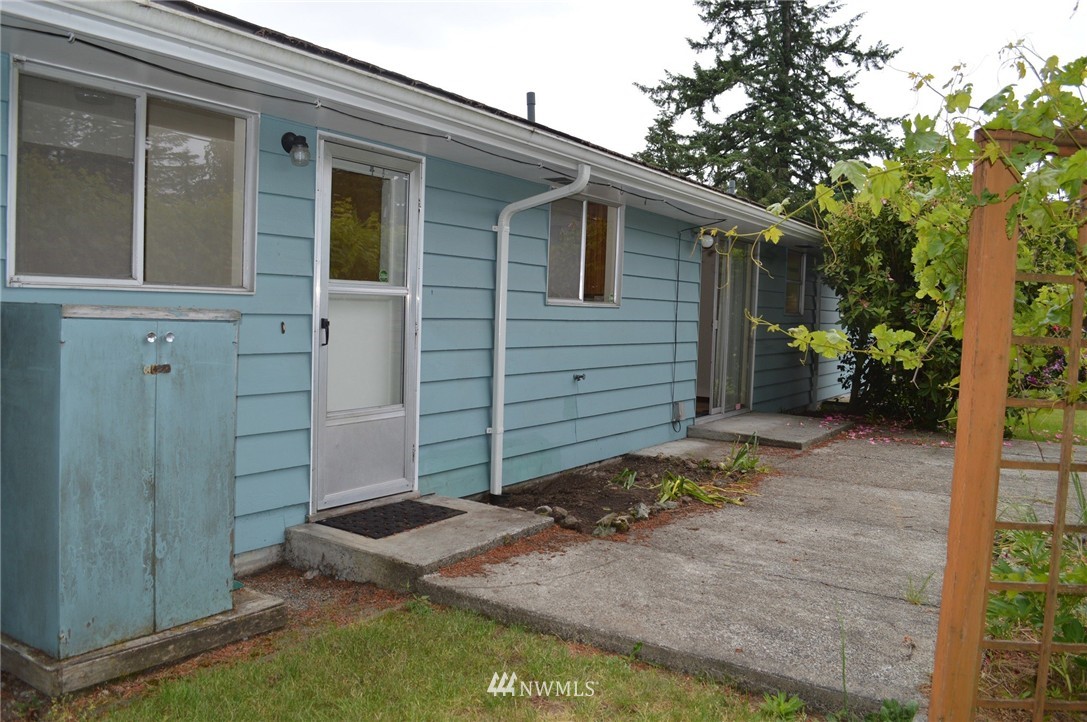 11615 Military Road Southwest Lakewood, WA 98498 - Photo 17 of 19 Gallery Image 17